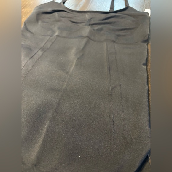 Spanx 'Thinstincts' Open Bust Mid Thigh Bodysuit in Black, sizeXL - Picture 4 of 7